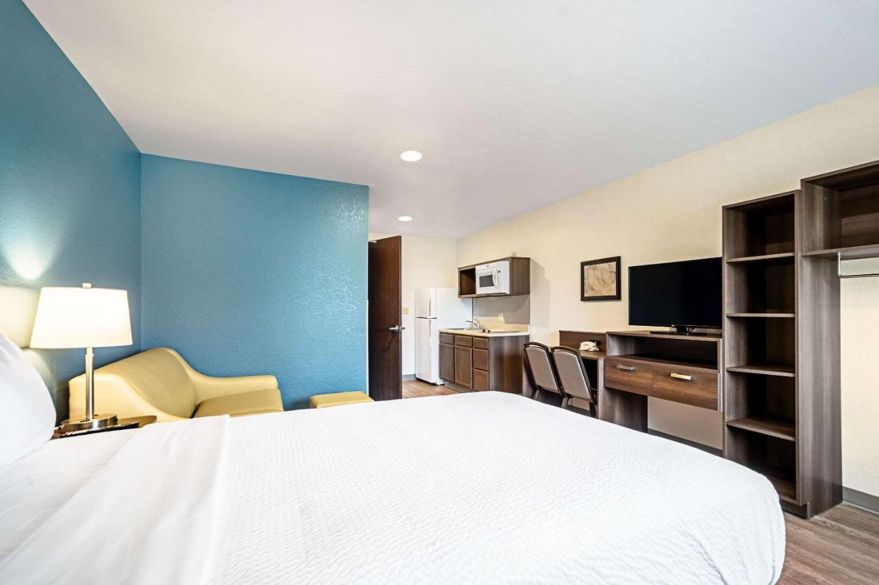 Woodspring Suites Naples Golden Gate Ngoại thất bức ảnh