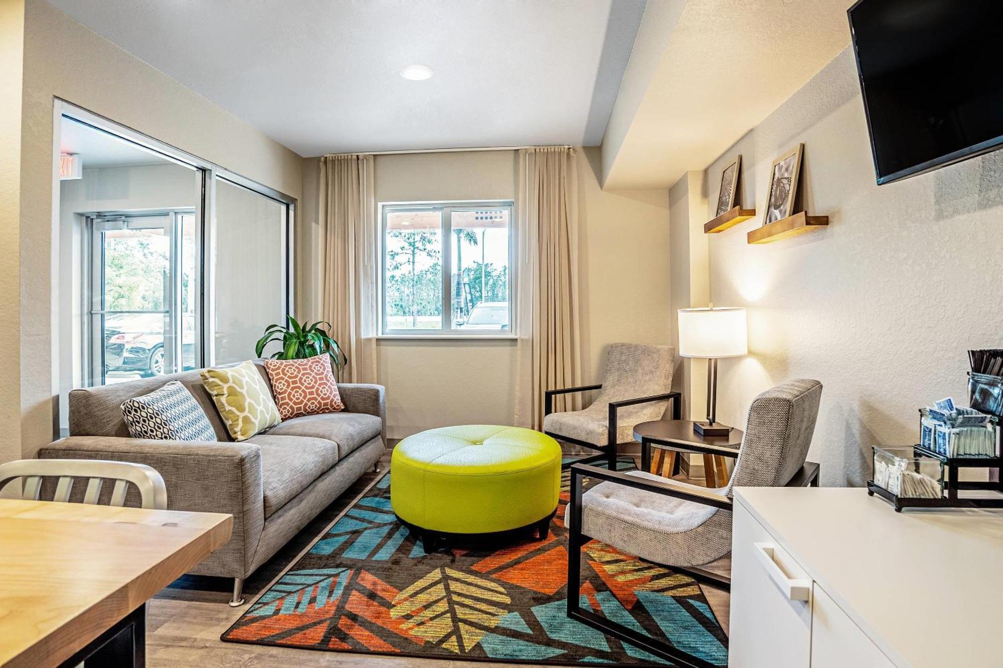 Woodspring Suites Naples Golden Gate Ngoại thất bức ảnh